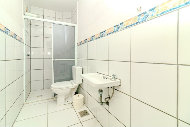 Imagem Casa com 4 Quartos à Venda, 352 m² em Jardim São Pedro - Porto Alegre Imagem Casa com 4 Quartos à Venda, 352 m² em Jardim São Pedro - Porto Alegre