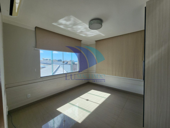 Imagem Casa com 4 Quartos à Venda, 194 m² Imagem Casa com 4 Quartos à Venda, 194 m²