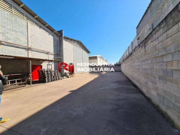 Imagem Galpão para Alugar, 1 m² em Fazendinha - Santana De Parnaíba