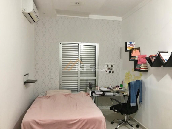 Imagem Casa com 3 Quartos à Venda, 287 m² em Planalto Verde - Ribeirão Preto Imagem Casa com 3 Quartos à Venda, 287 m² em Planalto Verde - Ribeirão Preto