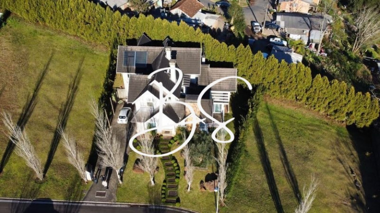Casa com 3 Quartos à Venda, 301 m² em Alphaville - Gramado