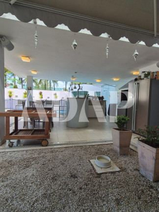Imagem Casa com 7 Quartos à Venda, 1.378 m² em Barra Da Tijuca - Rio De Janeiro Imagem Casa com 7 Quartos à Venda, 1.378 m² em Barra Da Tijuca - Rio De Janeiro