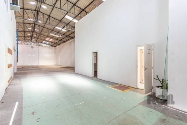 Galpão para Alugar, 450 m² em Floresta - Porto Alegre