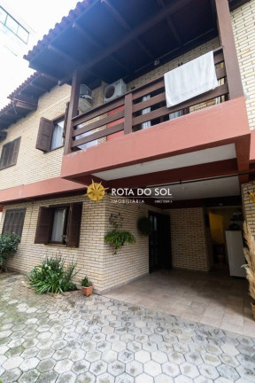 Imagem Sobrado com 3 Quartos à Venda, 79 m² em Bombas - Bombinhas