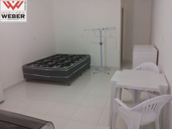 Sobrado com 5 Quartos à Venda, 200 m² em Jardim Altos Do Itavuvu - Sorocaba