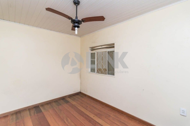 Imagem Casa com 2 Quartos à Venda, 120 m² em Jardim Carvalho - Porto Alegre