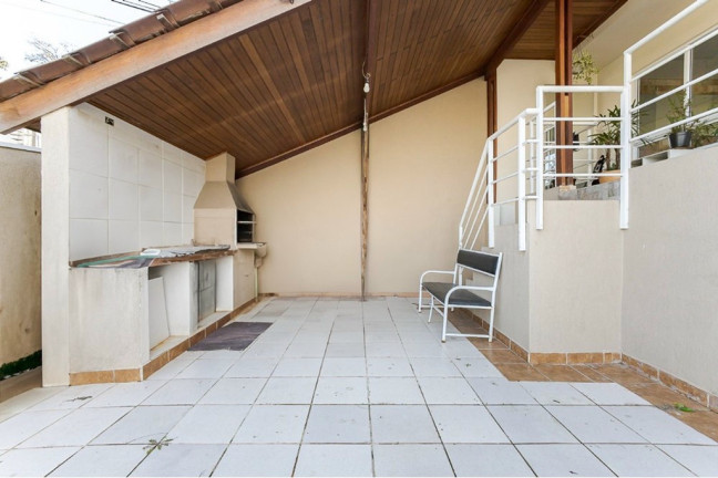 Imagem Casa com 4 Quartos à Venda, 320 m² em Santo Inácio - Curitiba Imagem Casa com 4 Quartos à Venda, 320 m² em Santo Inácio - Curitiba