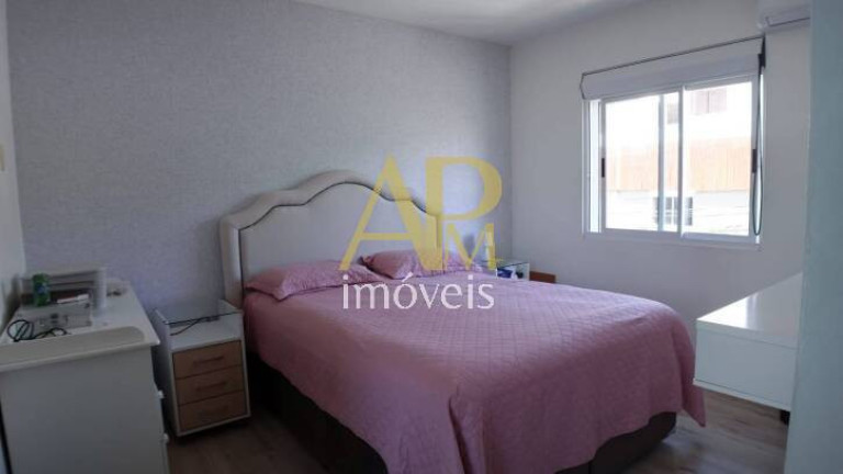 Imagem Casa com 4 Quartos à Venda, 120 m² em Canto - Florianópolis