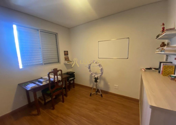Imagem Imóvel com 4 Quartos à Venda, 190 m² em Gutierrez - Belo Horizonte