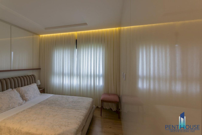 Imagem Casa com 4 Quartos à Venda, 390 m² em Centro - Camboriú Imagem Casa com 4 Quartos à Venda, 390 m² em Centro - Camboriú