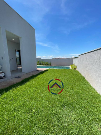 Imagem Casa com 3 Quartos à Venda, 432 m² em Petrópolis - Várzea Grande