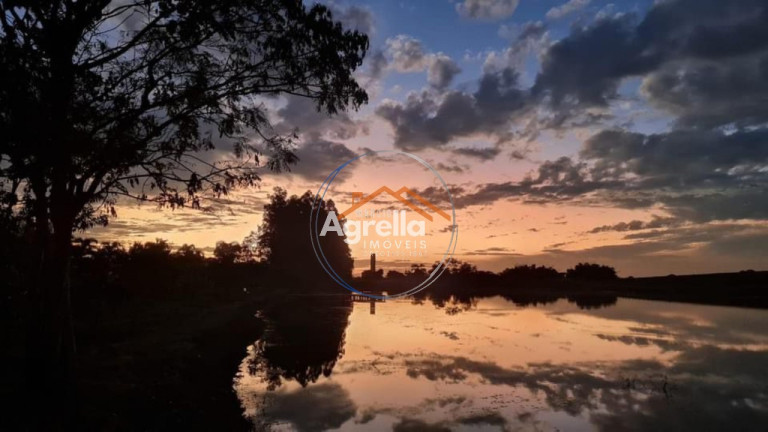 Imagem Imóvel com 3 Quartos à Venda, 196 m² em Condomínio Reserva Do Lago - Mogi Guaçu Imagem Imóvel com 3 Quartos à Venda, 196 m² em Condomínio Reserva Do Lago - Mogi Guaçu