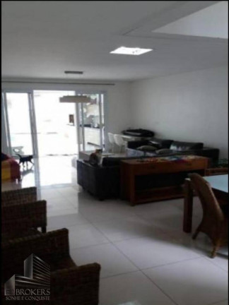 Imagem Casa de Condomínio com 3 Quartos à Venda, 216 m² em Iporanga - Sorocaba