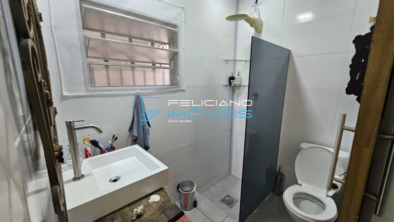 Imagem Casa com 2 Quartos à Venda, 120 m² em Guilhermina - Praia Grande