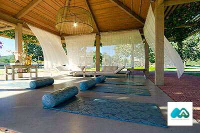 Imagem Casa de Condomínio à Venda, 360 m²