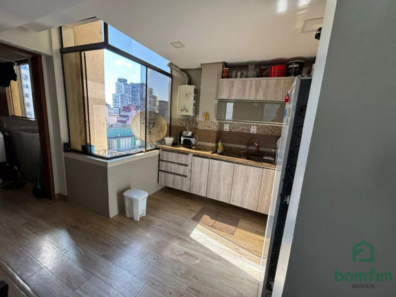 Imagem Apartamento com 3 Quartos à Venda, 100 m² em Centro Histórico - Porto Alegre Imagem Apartamento com 3 Quartos à Venda, 100 m² em Centro Histórico - Porto Alegre