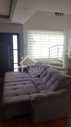 Imagem Sobrado com 3 Quartos à Venda, 248 m² em Parque Guarani - Joinville