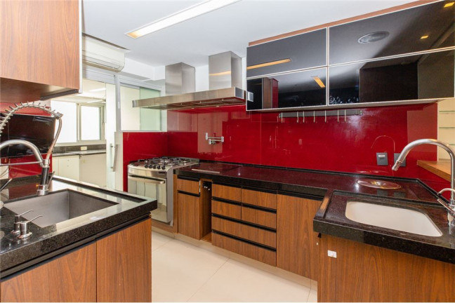 Imagem Apartamento com 3 Quartos à Venda, 158 m² em Moema - São Paulo Imagem Apartamento com 3 Quartos à Venda, 158 m² em Moema - São Paulo
