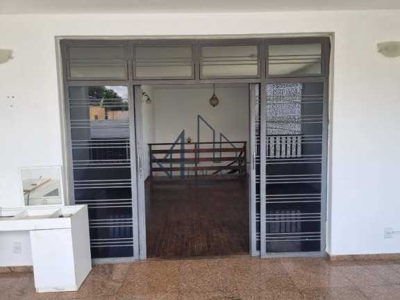 Imagem Casa com 4 Quartos à Venda,  em Setor Leste Universitário - Goiânia
