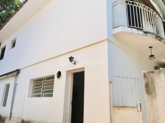 Casa com 4 Quartos à Venda ou Locação, 300 m² em Pacaembu - São Paulo
