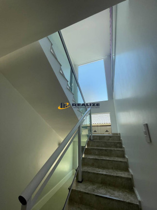 Imagem Casa com 4 Quartos à Venda, 360 m²em Parque Turf Club - Campos Dos Goytacazes Imagem Casa com 4 Quartos à Venda, 360 m²em Parque Turf Club - Campos Dos Goytacazes