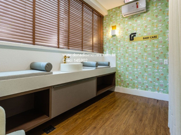 Imagem Apartamento com 3 Quartos à Venda, 249 m² em Centro - Florianópolis