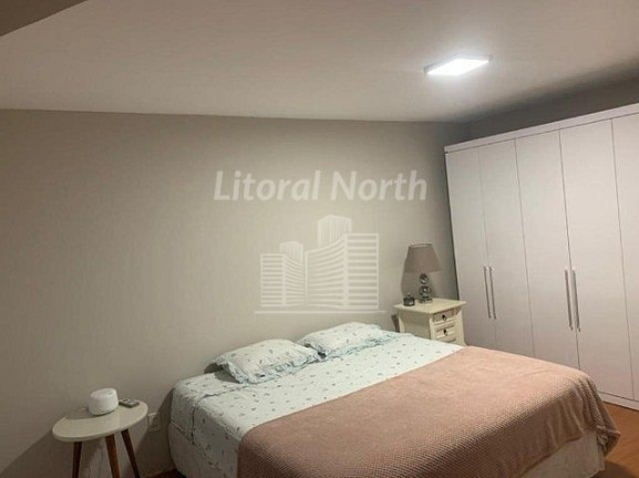 Imagem Sobrado com 4 Quartos à Venda, 465 m² em Fazenda - Itajaí Imagem Sobrado com 4 Quartos à Venda, 465 m² em Fazenda - Itajaí