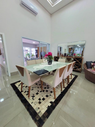 Imagem Casa com 3 Quartos à Venda, 184 m² em Residencial Margarida De Holstein - Limeira Imagem Casa com 3 Quartos à Venda, 184 m² em Residencial Margarida De Holstein - Limeira