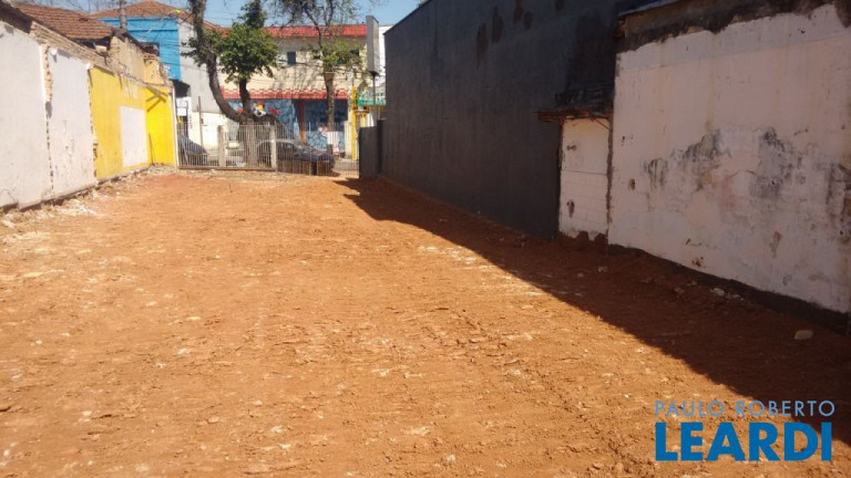 Imagem Terreno à Venda, 284 m² em Parque Industriário - Santo André Imagem Terreno à Venda, 284 m² em Parque Industriário - Santo André