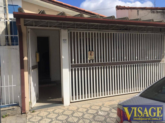 Casa com 2 Quartos à Venda,  em Centro - Jacareí