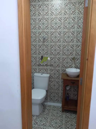Imagem Casa de Condomínio com 3 Quartos à Venda, 183 m²