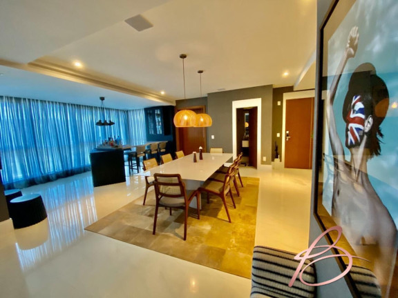 Imagem Apartamento com 4 Quartos à Venda, 190 m² em Centro - Balneário Camboriú Imagem Apartamento com 4 Quartos à Venda, 190 m² em Centro - Balneário Camboriú