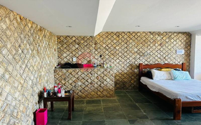 Imagem Casa de Condomínio com 3 Quartos à Venda, 400 m² em Peró - Cabo Frio