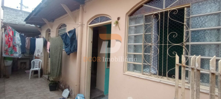 Imagem Casa com 2 Quartos à Venda, 250 m² em Centro  - Diadema