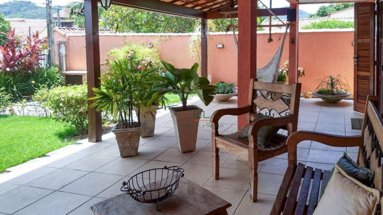 Imagem Casa com 5 Quartos à Venda, 311 m² em Ponta Grossa - Maricá Imagem Casa com 5 Quartos à Venda, 311 m² em Ponta Grossa - Maricá