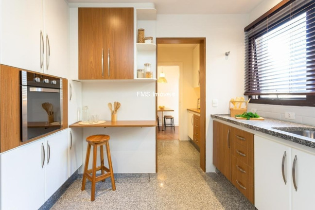 Imagem Imóvel com 4 Quartos à Venda, 387 m² em Vila Suzana - São Paulo