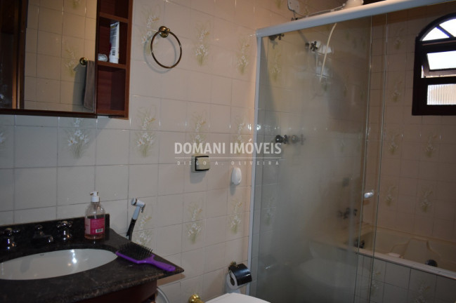 Imagem Casa com 3 Quartos para Alugar, 188 m² em Região Da Abernéssia - Campos Do Jordão Imagem Casa com 3 Quartos para Alugar, 188 m² em Região Da Abernéssia - Campos Do Jordão