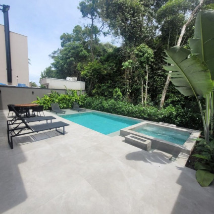Imagem Casa com 6 Quartos à Venda, 380 m² em Riviera De São Lourenço - Bertioga