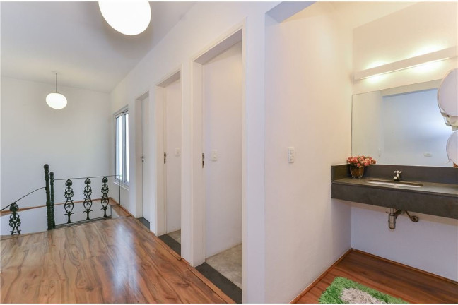 Imagem Casa com 4 Quartos à Venda, 325 m² em Vila Mariana - São Paulo Imagem Casa com 4 Quartos à Venda, 325 m² em Vila Mariana - São Paulo