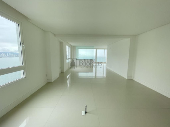 Imagem Apartamento com 7 Quartos à Venda, 410 m² em Centro - Balneário Camboriú Imagem Apartamento com 7 Quartos à Venda, 410 m² em Centro - Balneário Camboriú