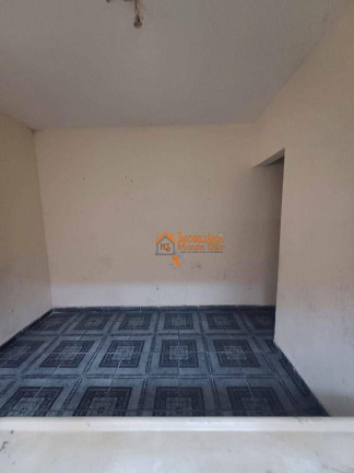 Imagem Casa com 6 Quartos à Venda, 150 m² em Cidade Soberana - Guarulhos Imagem Casa com 6 Quartos à Venda, 150 m² em Cidade Soberana - Guarulhos