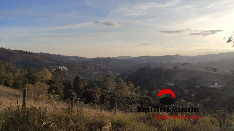 Terreno à Venda, 906 m² em Campos Do Jordão
