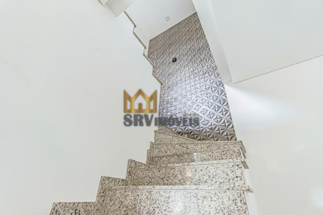 Imagem Sobrado com 2 Quartos à Venda, 108 m² em Santa Cândida - Curitiba