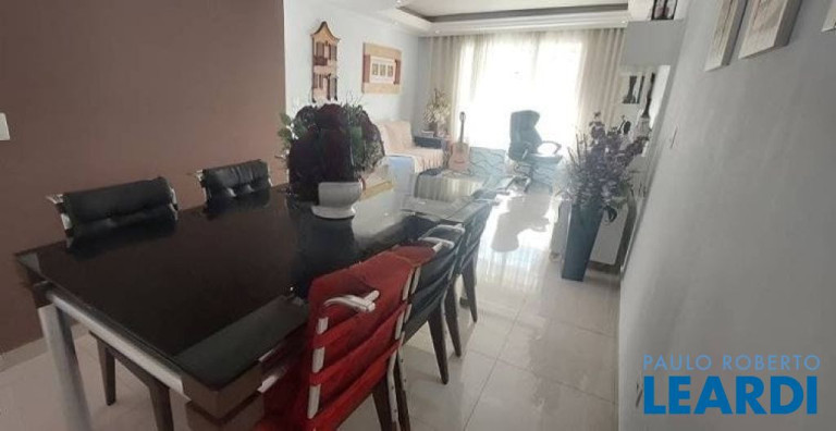 Imagem Sobrado com 3 Quartos à Venda, 250 m² em Vila Valparaíso - Santo André
