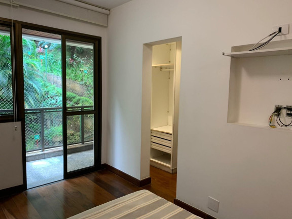 Imagem Apartamento com 3 Quartos à Venda, 235 m² em Ipanema - Rio De Janeiro Imagem Apartamento com 3 Quartos à Venda, 235 m² em Ipanema - Rio De Janeiro