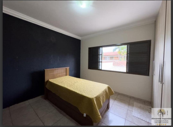 Imagem Casa com 4 Quartos à Venda, 420 m² em Setor Jaó - Goiânia