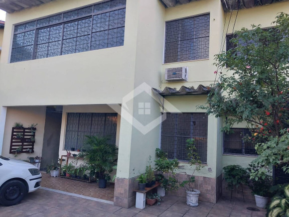 Imagem Casa com 5 Quartos à Venda, 250 m² em Campo Grande - Rio De Janeiro Imagem Casa com 5 Quartos à Venda, 250 m² em Campo Grande - Rio De Janeiro