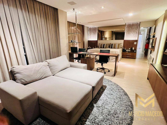Imagem Casa com 4 Quartos à Venda, 620 m² em De Lourdes - Fortaleza