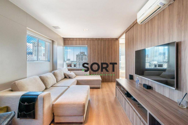 Imagem Cobertura com 3 Quartos à Venda, 253 m² em Centro - Balneário Camboriú