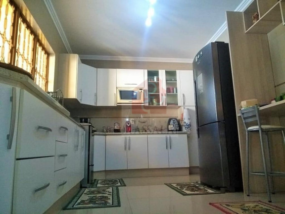 Imagem Casa com 3 Quartos à Venda, 300 m² em Rubem Berta - Porto Alegre